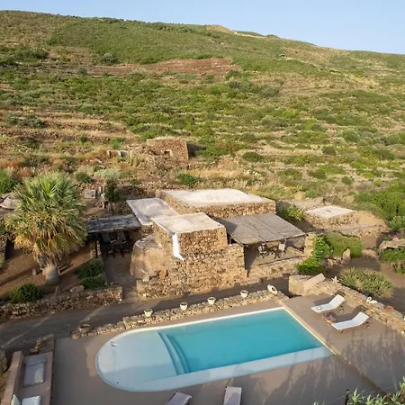 别墅 Tenuta Dammuso Soledad *