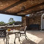 Villa Tenuta Dammuso Soledad Scauri (Sicily)