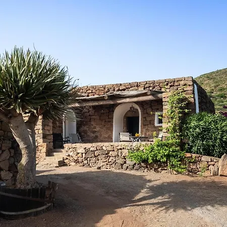 Villa Tenuta Dammuso Soledad *