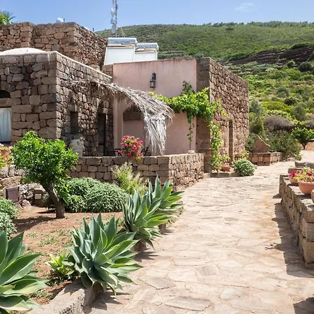 Tenuta Dammuso Soledad Villa Scauri (Sicily)