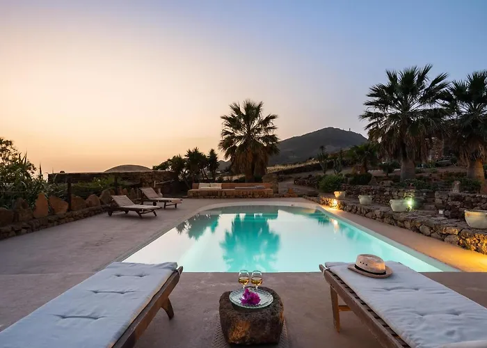 Tenuta Dammuso Soledad * Scauri (Sicily)