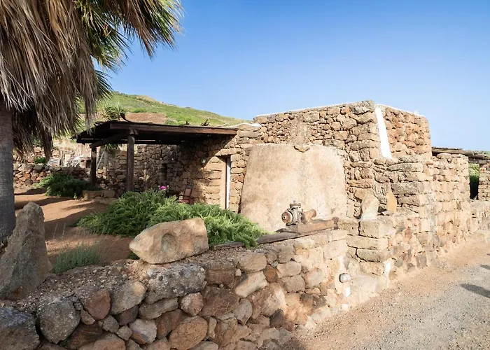 Tenuta Dammuso Soledad Villa Scauri (Sicily)