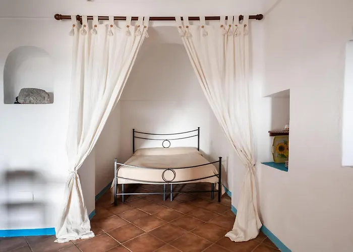 Tenuta Dammuso Soledad * Scauri (Sicily)