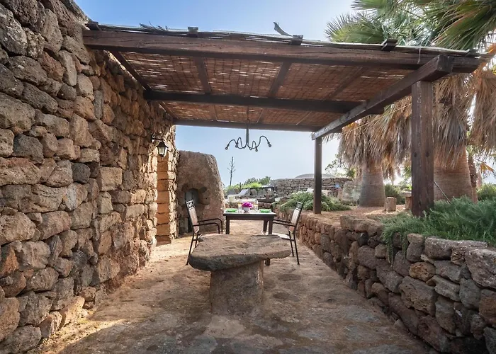 Tenuta Dammuso Soledad Villa Scauri (Sicily)