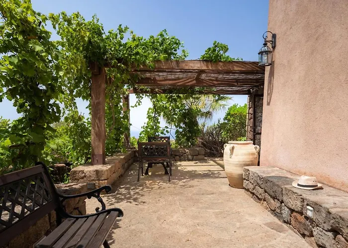 Tenuta Dammuso Soledad Villa Scauri (Sicily)