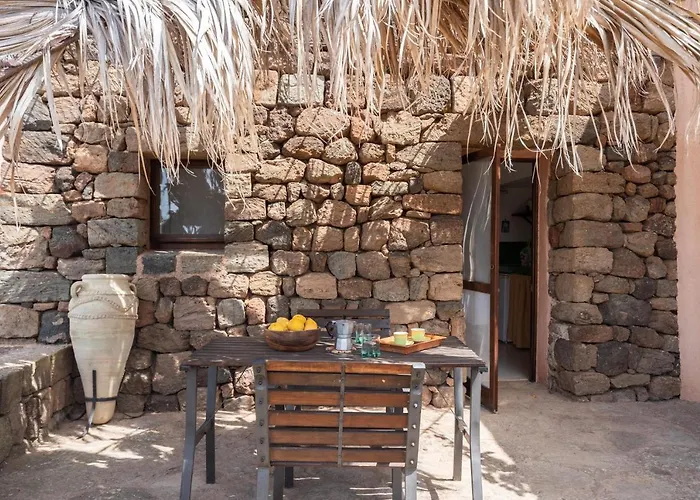 别墅 Tenuta Dammuso Soledad Scauri (Sicily)